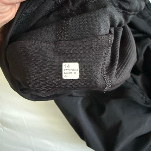 Lululemon Fast and Free 3” Short in Black Size 14 - Picture 3 of 4